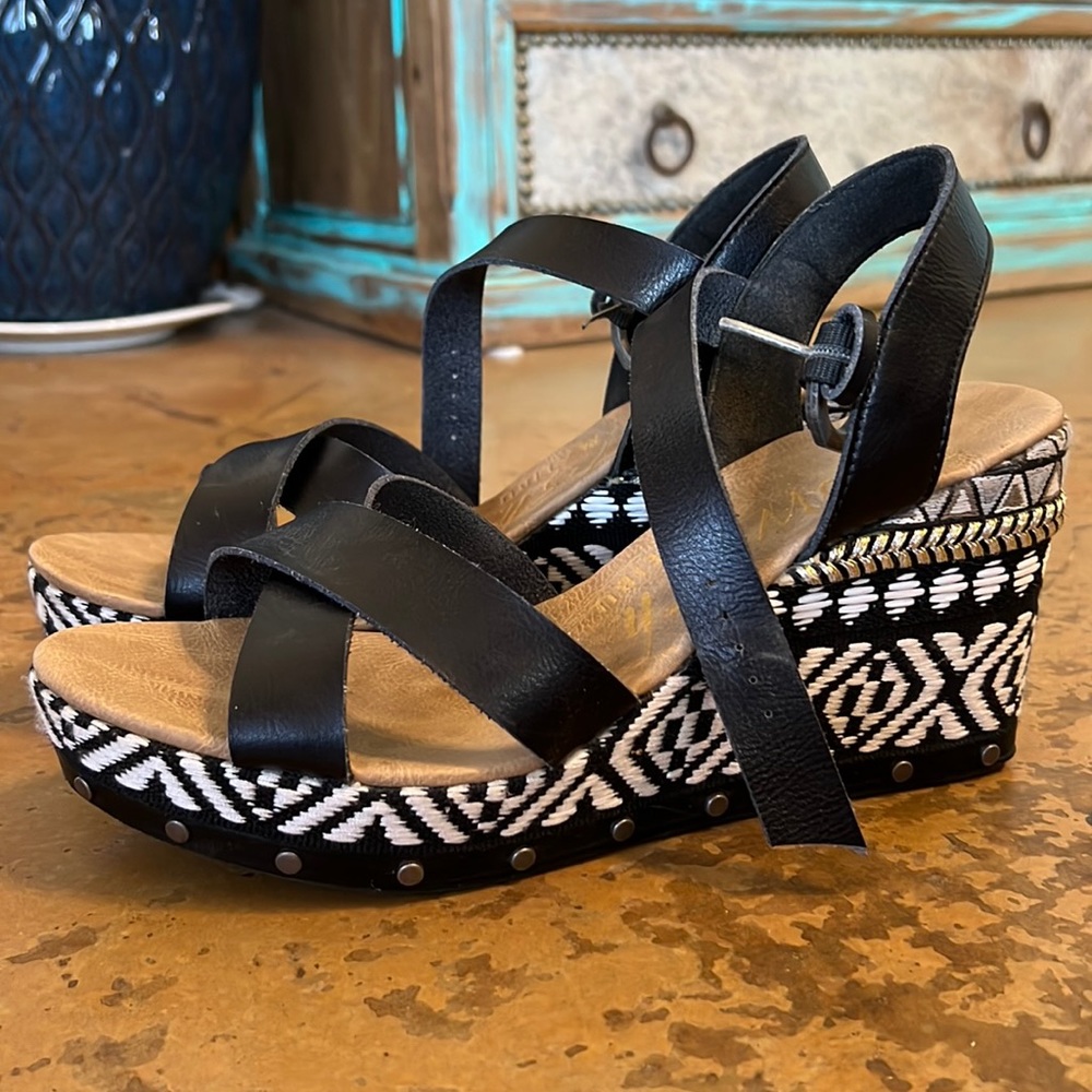 Blowfish wedge heels size 10
